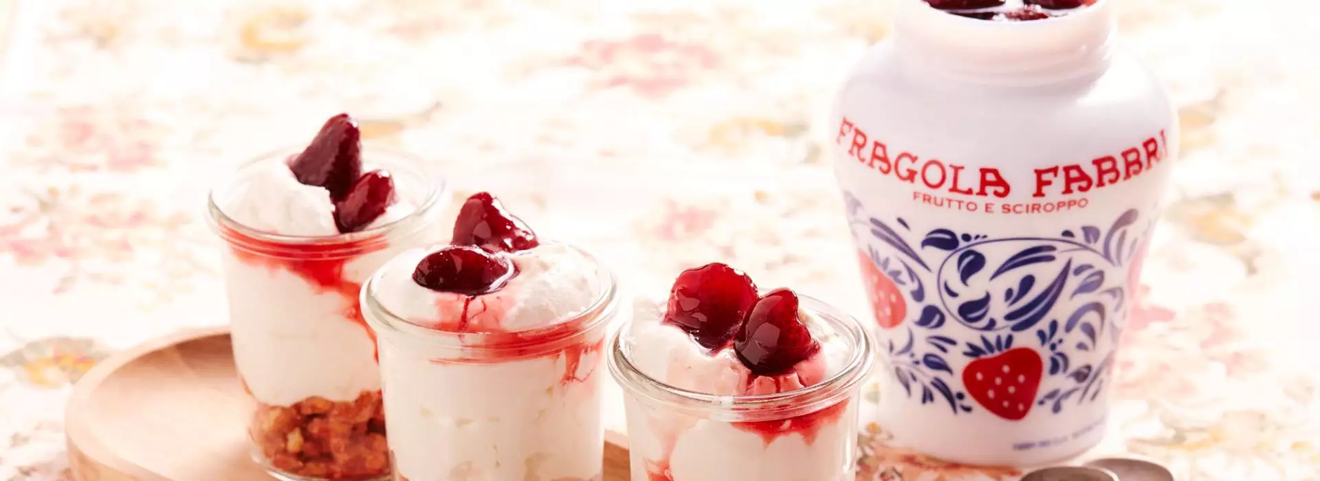 Pode um único ingrediente transformar uma receita? Nós acreditamos que sim. Experimente a Mousse com ricota e Morango Fabbri.